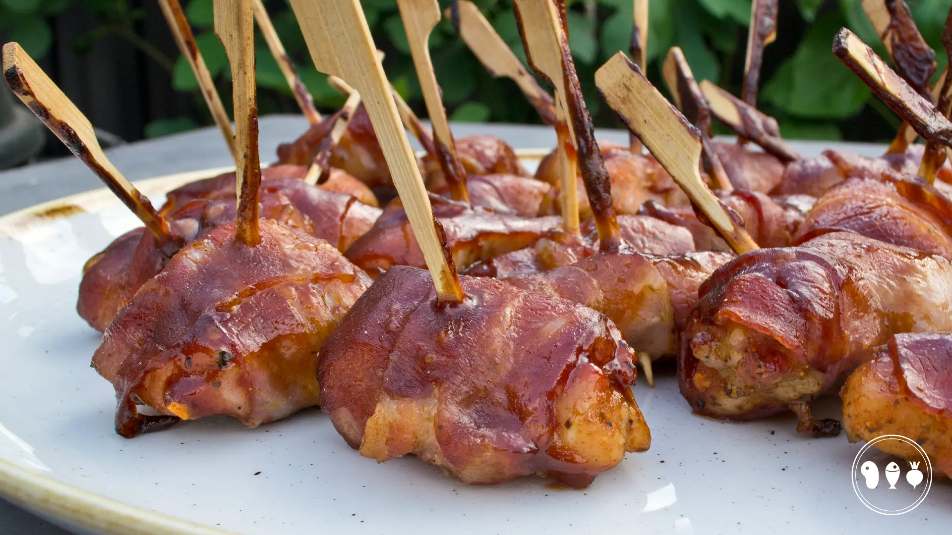 Kip-snack-met-bacon-van-de-bbq