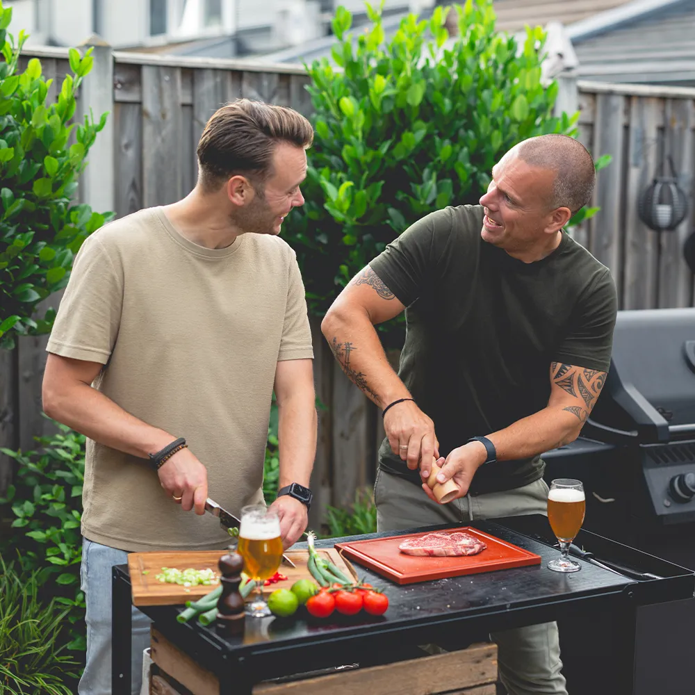 bbqpoof_banner_over_01